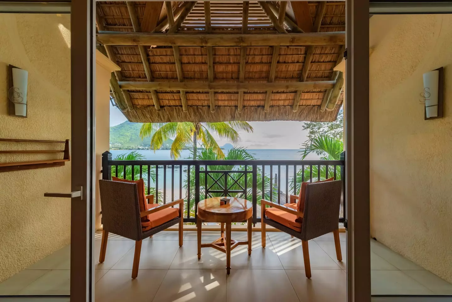 ✈ MAURITIUS | Flic en Flac - Sands Suites Resort & Spa - Adults onl...