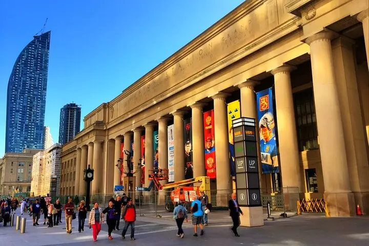 Self-Guided Scavenger Hunt: The Wonders of Old Toronto