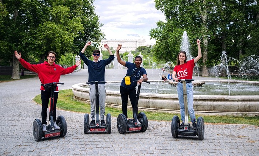 Image 5: Recorrido en Segway por el casco antiguo (Certificado de excelencia...