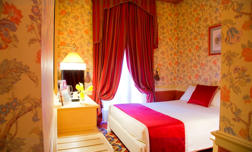 Image 2: ✈ ITALIA | Milano - Hotel Milano Regency 4* - City break