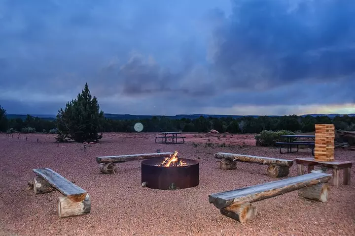 Campfire S'mores and Stars Tour in Kanab