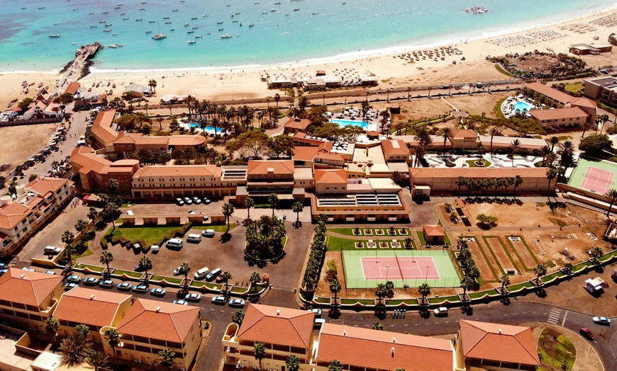 Image 18: ✈ ILE DE SAL | Santa Maria - Hotel Morabeza 4*, 5 nuit - Bord de mer