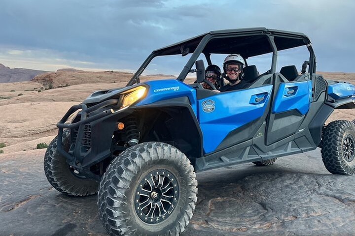 Moab's #1 Rated Guided U-Drive Hell's Revenge Off-Road Tour
