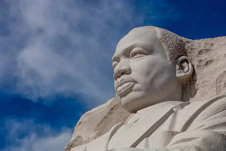 DC Bus Tour with 10+ Stops & Potomac Cruise, Optional US Capitol