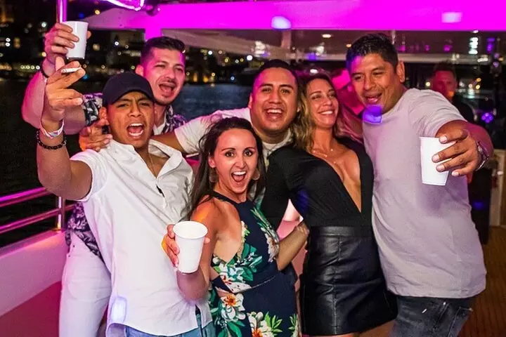 Ultimate Miami Boat Party with Free Open Bar & Live DJ