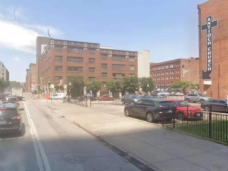 Parking at 801 Elm St. Lot