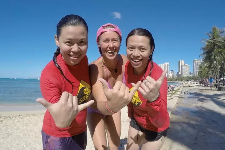 Semi-Private Surfing Lesson with Waikiki Courtesy Shuttle