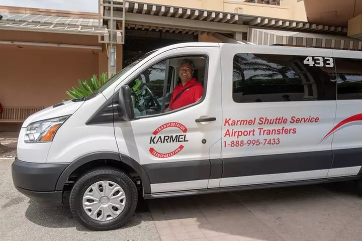 Private Round-trip Airport Transfer: John Wayne Airport to & from A...