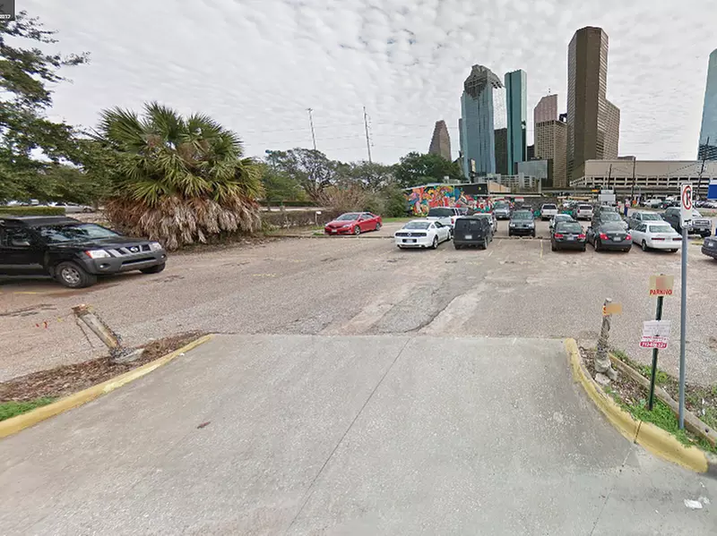 Parking at 700 W. Dallas St. Lot