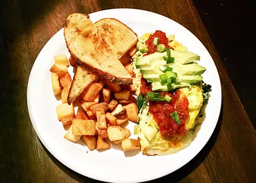 5% Cash Back at Micky's Irish Pub