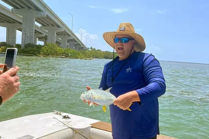 4 Hours Fish Tour Activity in St. Petersburg - Primary Image
