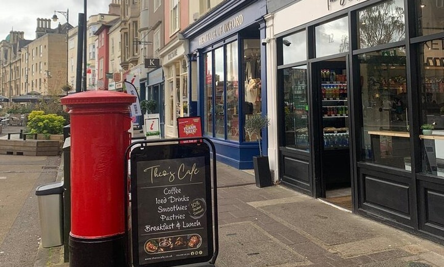 Image 10: Oxford University Walking Tour by Alumni™ & Optional New College