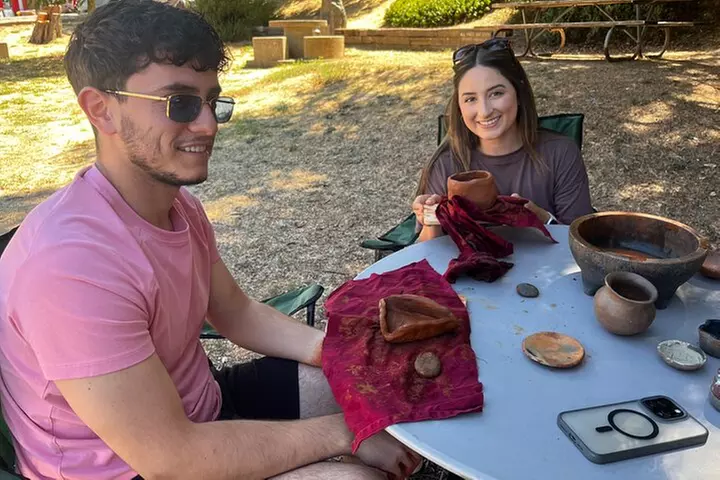 Intro to Wild Clay/Earthenware Pottery Workshop