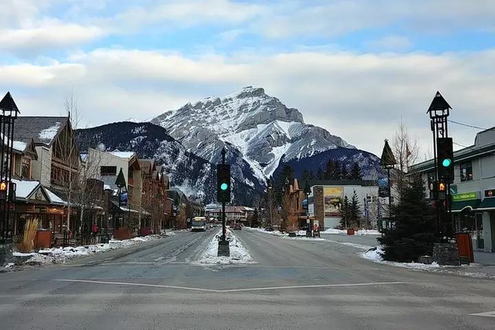 6 Day Canadian Rocky Mountains Explorer Private Tour - Primary Image
