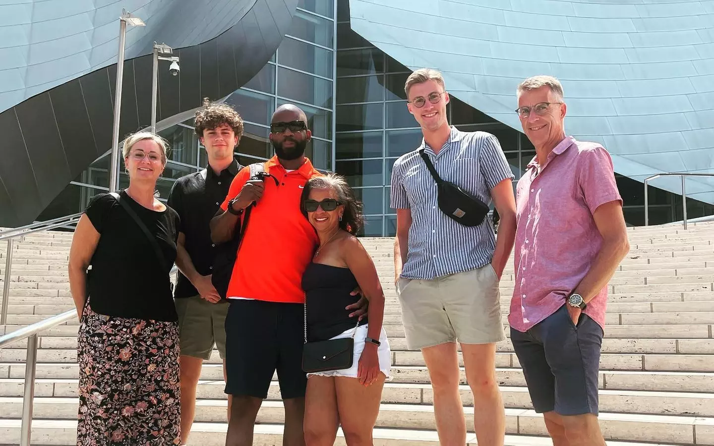 LA's Glamour Ride: Guided Afternoon City Tour - Second Medium