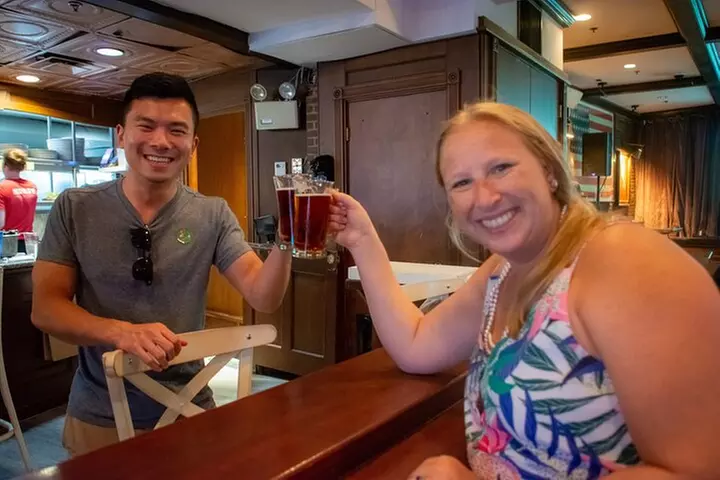 Philadelphia Old City History Pub Crawl Small-Group Tour