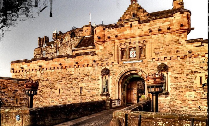 Image 1: Edinburgh Castle Guided Tour - Tickets Included