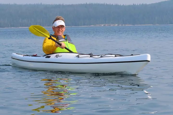 4-Hour Morning Kayak on Yellowstone Lake with Lunch