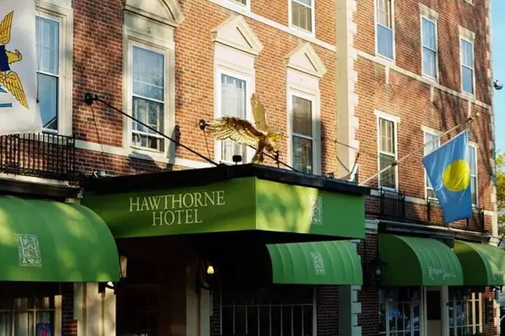 The Ghosts of Salem Walking Tour