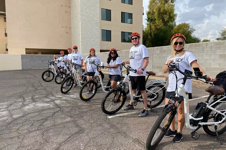 Scottsdale & McCormick Ranch E-Bike Tour - 2 Hours