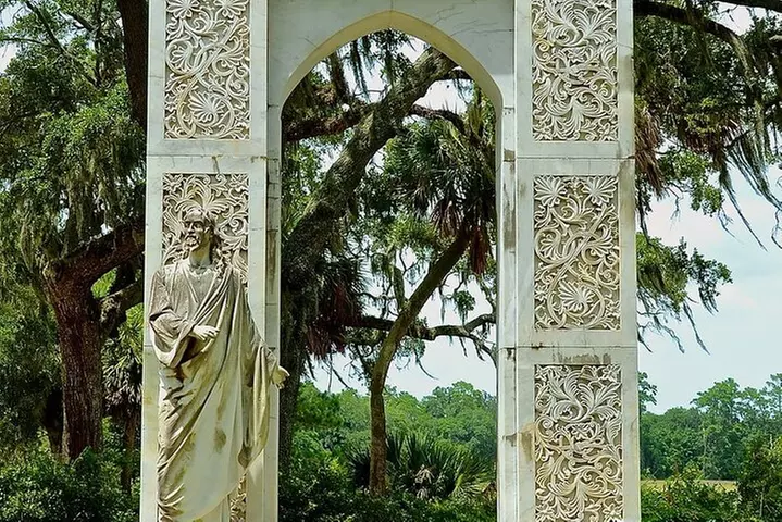 1-Hour Bonaventure Cemetery Golf Cart Guided Tour in Savannah