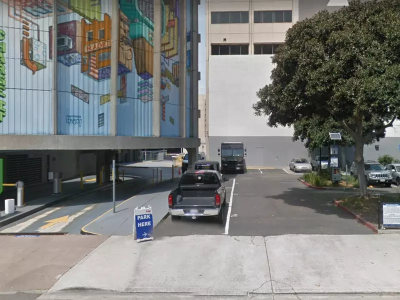 Parking at [SD95] 725 Broadway Lot