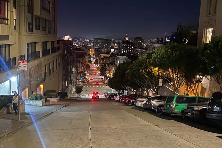 Ultimate Night Tour of San Francisco with Sightseeing Shuttle