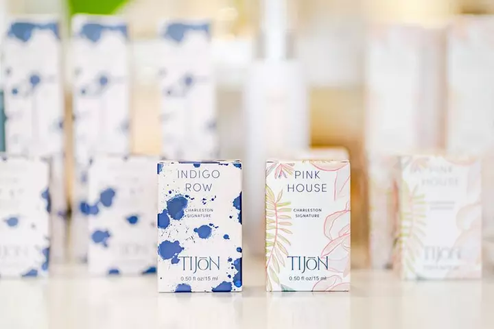 Create a Custom Perfume or Cologne in Charleston, SC: Mix & Match