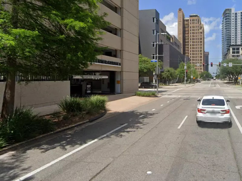 Parking at Houston Center Garage 1 - Primary Image