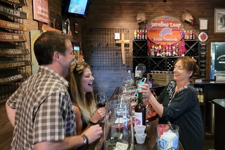 Private Wine Tour, Voted best in town, Tastings Included!