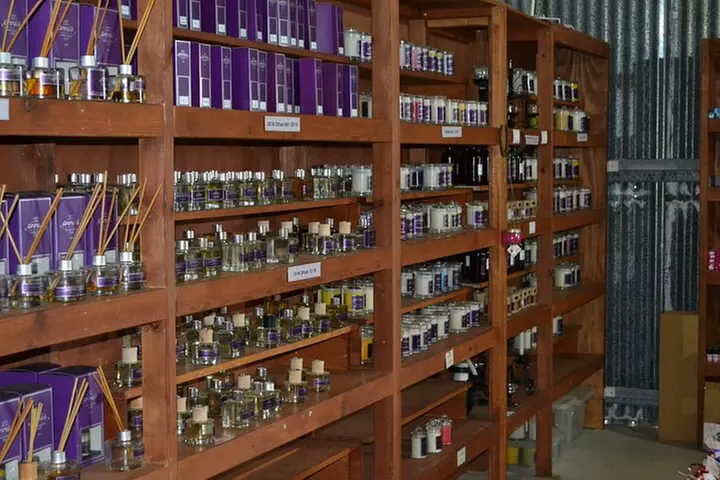 Stanthorpe Small - Group Food Comedy and Wine Tasting Tour