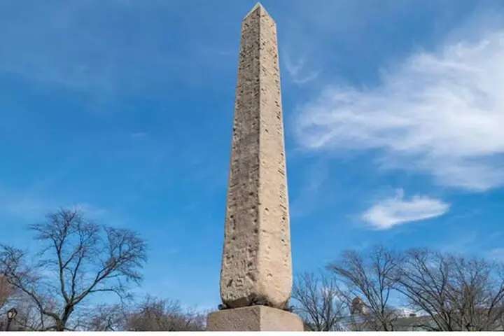 Rock Mystery Tour in New York - Second Medium