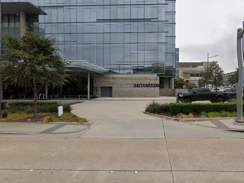 Parking at Renaissance Plano - Valet Kiosk - Second Medium