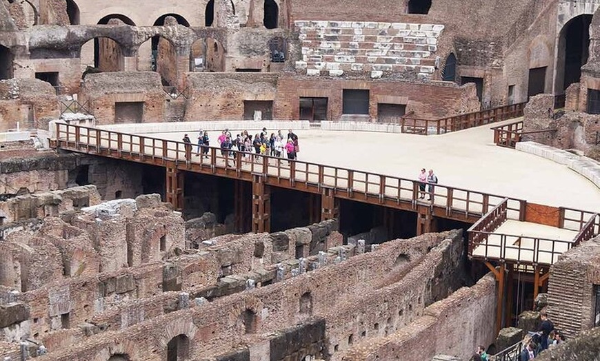 Image 7: Visita guidata del Colosseo con guida francese certificata (salta l...