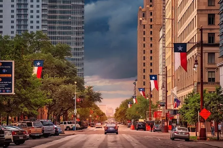 Private City Tour of Houston 3-hr Air-Conditioned Van Tour
