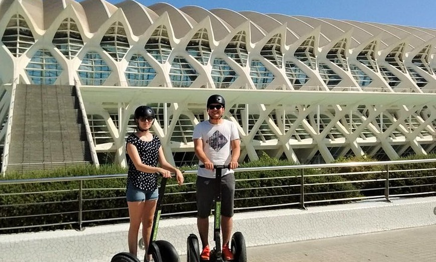 Image 5: Recorrido en Segway por la Ciudad de las Artes y las Ciencias de Va...