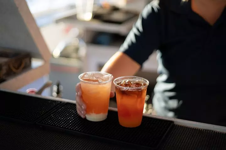 From Ma'alaea Harbor: Sunset Dinner Cruise Aboard the Quicksilver