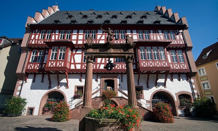 Image 4: Frankfurt Hop-on Hop-off Tour