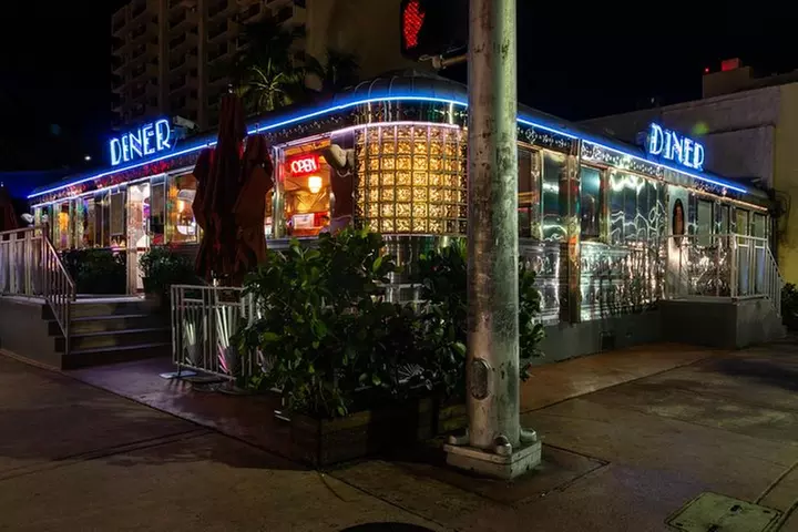 Miami Haunted South Beach Walking Ghost Tour