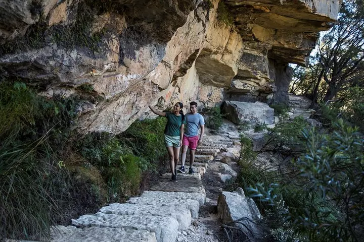 Blue Mountains Sunset Nature-based & Waterfall Tour from Sydney