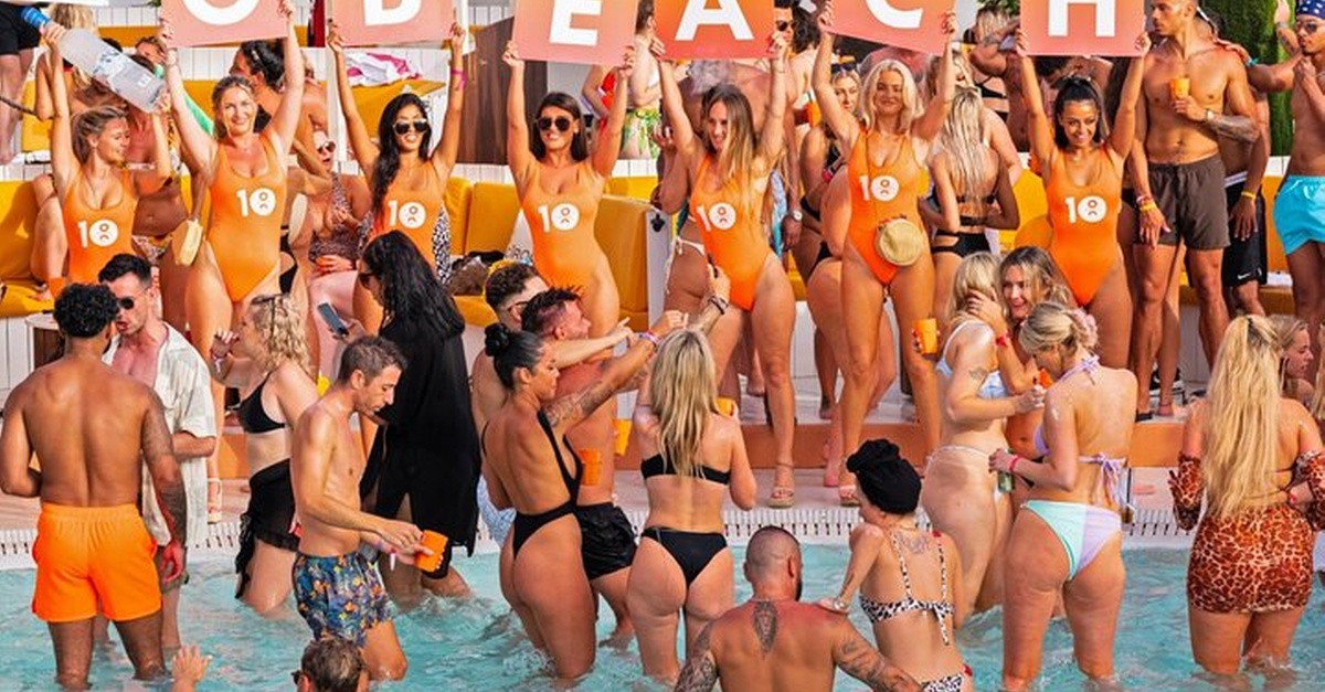 Cartel de CREATE Ibiza: Party Pass con 3 accesos a discoteca y piscina