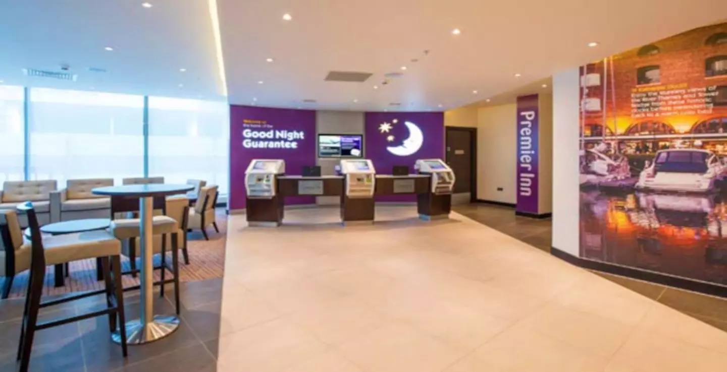 ✈ ROYAUME-UNI | Londres - Hotel Premier Inn London City Aldgate & H...