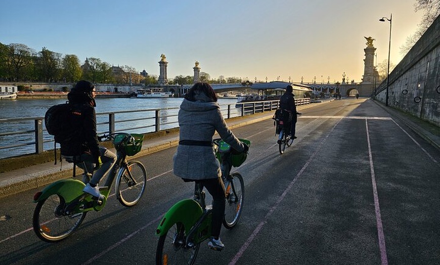 Image 10: Sunrise Biking Tour: Paris devant les foules