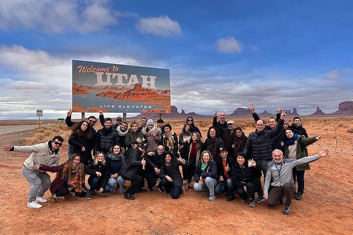 3-Day Antelope, Monument Valley & Horseshoe Tour from Las Vegas