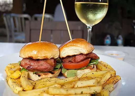 5% Cash Back at Boteco
