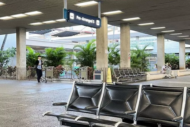 Airport Shuttle - HNL Airport to Waikiki