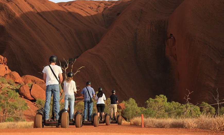 Image 3: Best of Uluru & Segway