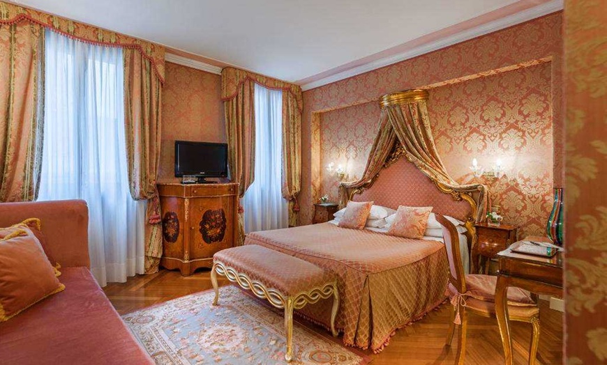 Image 2: ✈ ITALIE | Venise - Antico Doge 3*, 2 nuit - City break