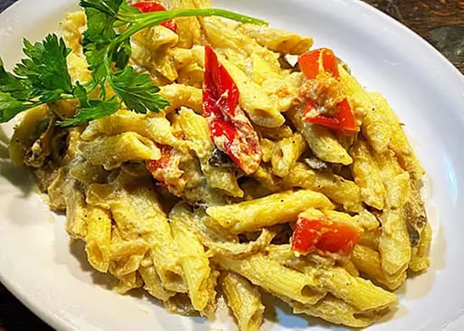 5% Cash Back at East Glisan Pizza Lounge