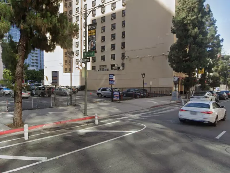 Parking at 820 S. Grand Ave. Lot